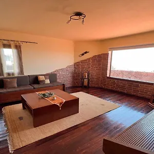 Casa Cristian Y María Villa